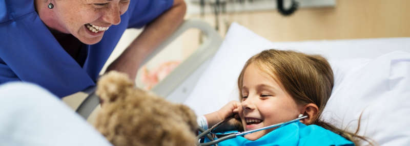 payasos en hospital